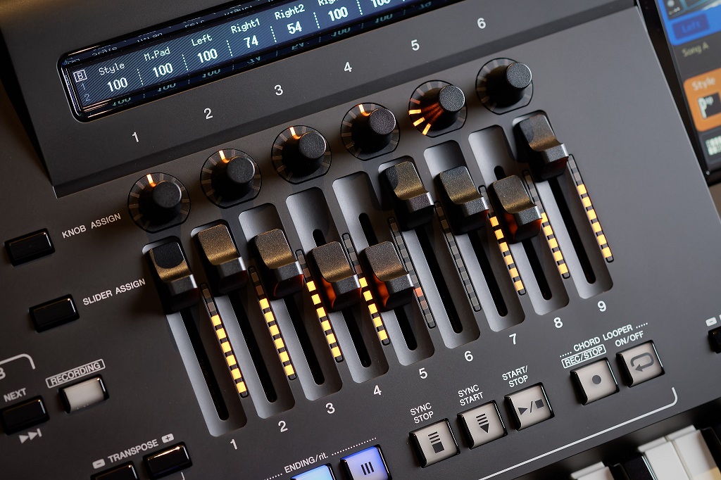 Yamaha Genos2 Arranger-Keyboard Fader