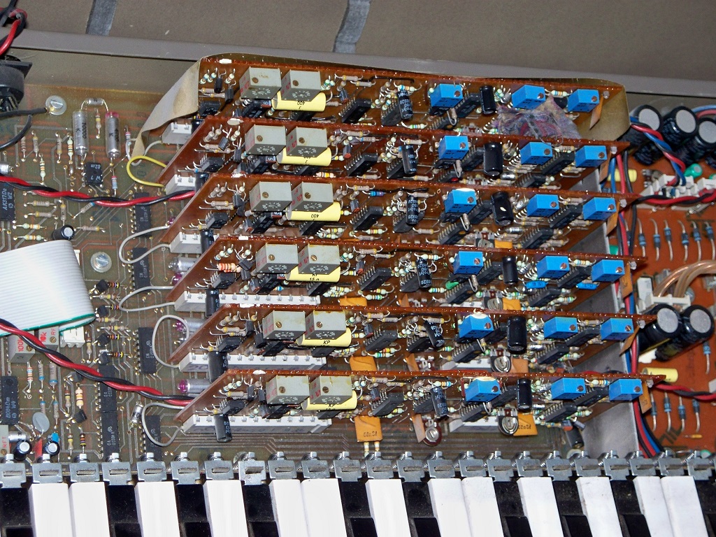 Tiracon 6V innen