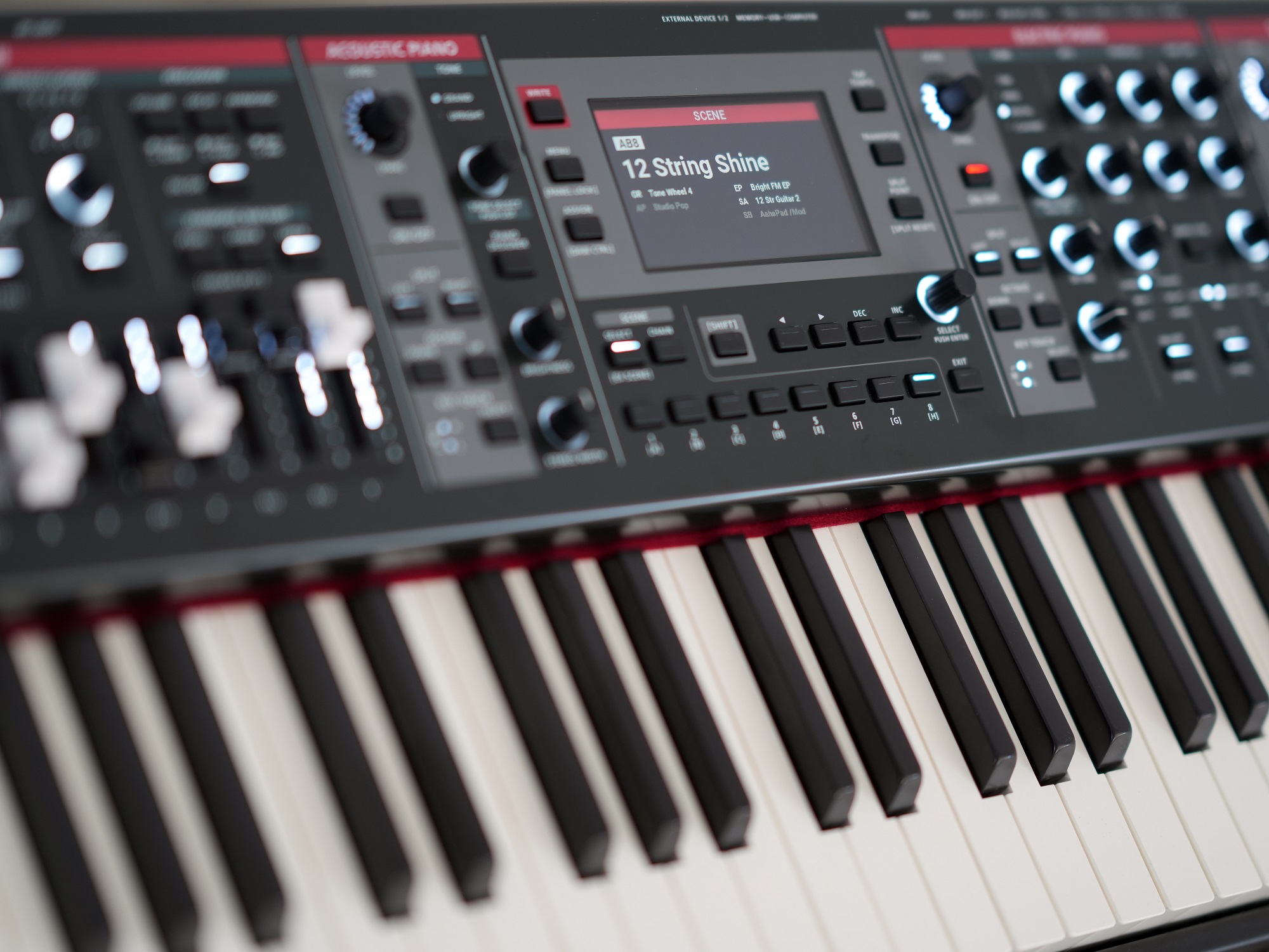 Roland V-Stage 88 Stagekeyboard detail