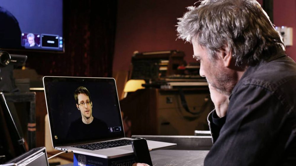 Jean-Michel-Jarre-&-Edward-Snowden-video-call-01