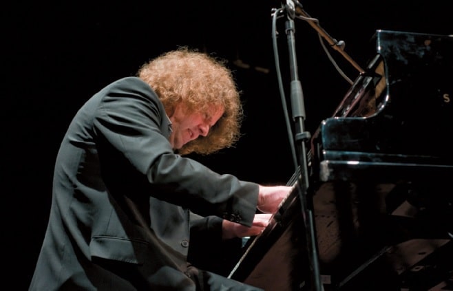 Martin Sasse am Klavier