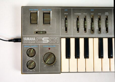Yamaha CS 01