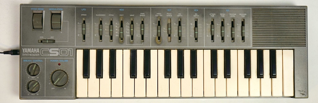 Yamaha CS-01 Top