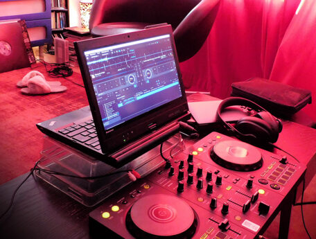 Pioneer DDJ-FLX4 Testbericht DJ Controller