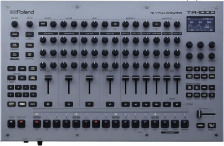 Roland TR-1000 Drum Machine