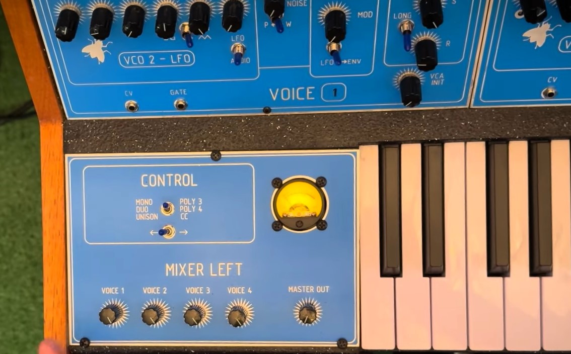 Rico-Synth Four Voice mixer
