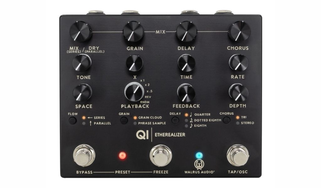 Walrus Audio Qi Etherealizer Black mit separaten Reglern für Delay, Grain und Chorus.