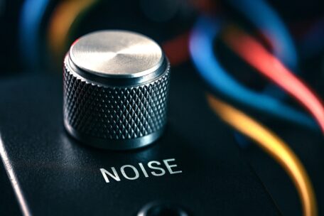 Weißes Rauschen, Pink Rauschen im Synthesizer Noise Rauschgenerator