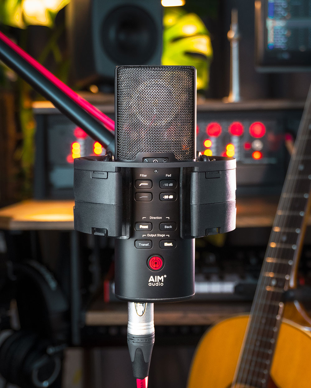 Das Aim Audio Inspire + Pack wird in einem robusten Hartschalenkoffer geliefert und bringt mit der ORBIT-Schockmount und dem magnetischen SENTRY-Popfilter ein vollständig ausgestattetes Studio-Set „Made in Berlin“ mit.
