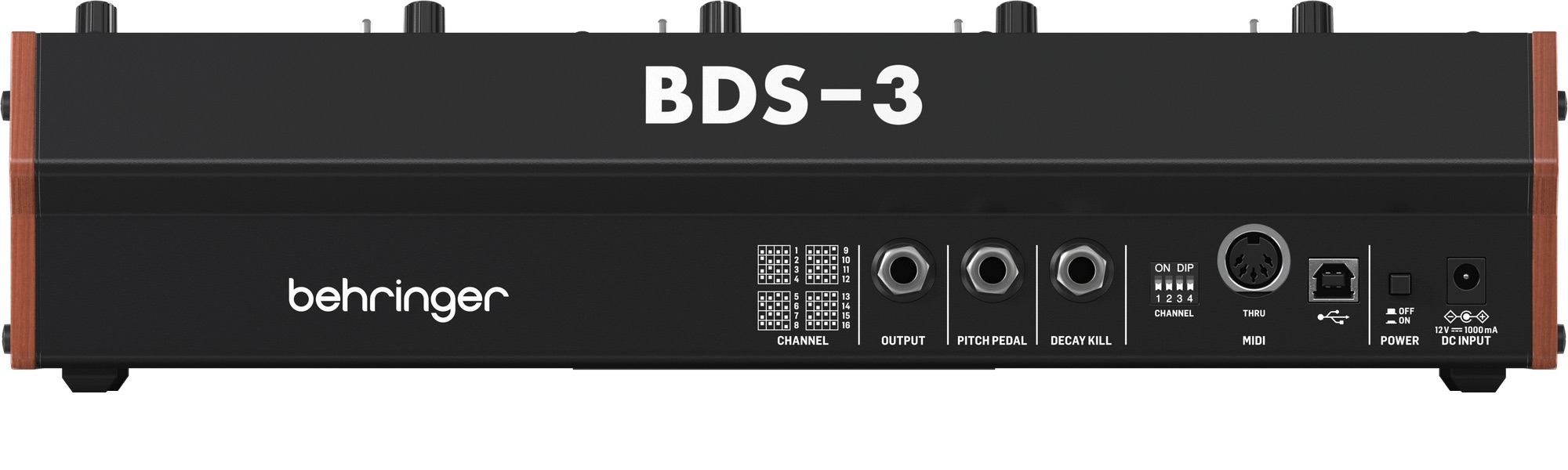 Die Rückseite des Behringer BDS-3 bietet MIDI In/Thru, USB-Anschluss, Trigger- und Pedalbuchsen sowie die zentrale Ausgangssektion – klar strukturiert und praxisnah für Studio-, Live- und Eurorack-Setups.