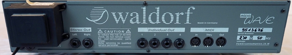 Waldorf Microwave Synthesizer Rückseite mit Anschlüsse