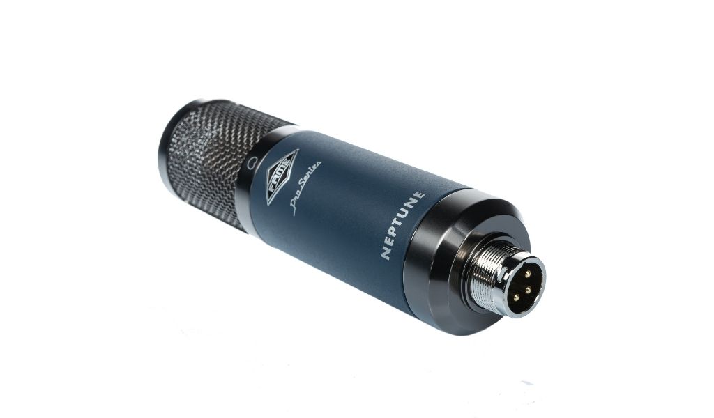 Professioneller 3-poliger XLR-Ausgang für den Betrieb mit 48-V-Phantomspeisung an Audio-Interface oder Mischpult.