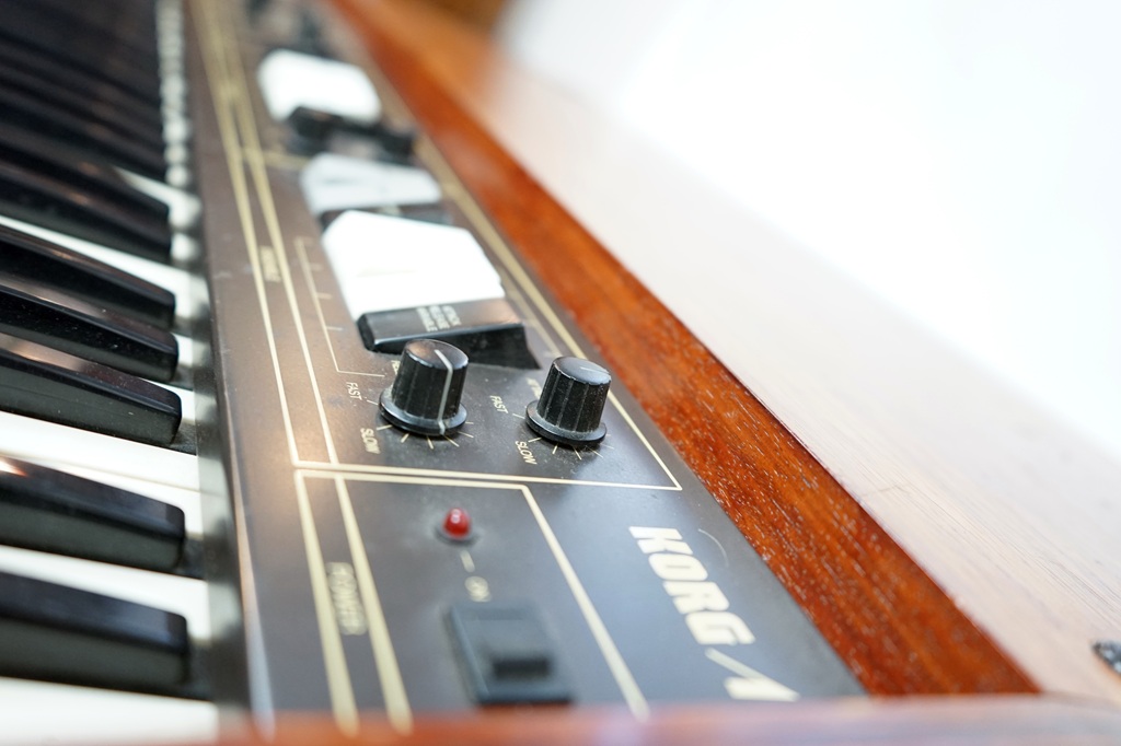 Korg Lambda ES-50 analoge Stringmachine