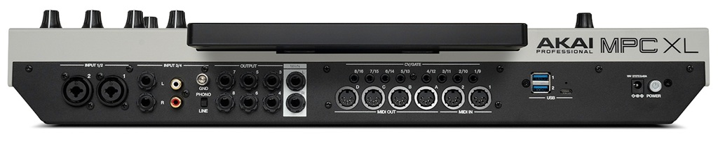 AKAI MPC XL Rückseite mit Anschlüsse Groovebox für DJ
