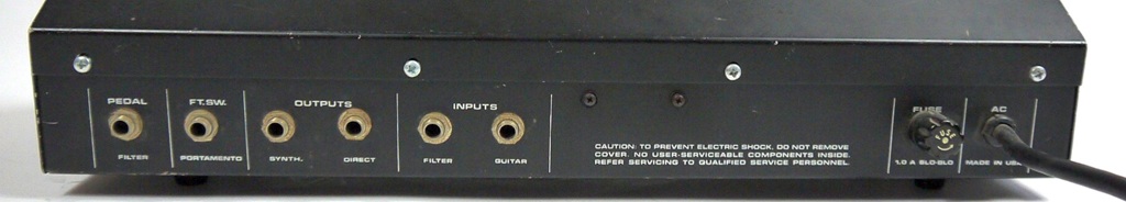 Audioanschlüsse auf der Rückseite des Electro-Harmonix EH 8000 Rückseite Gitarrensynthesizer