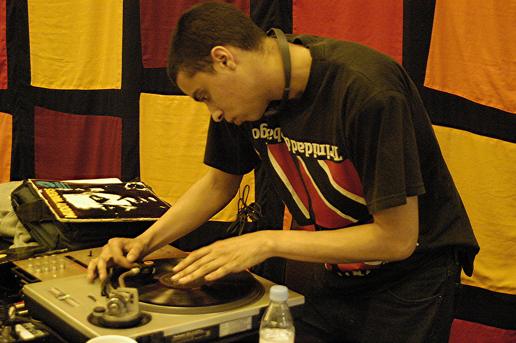 Michael Messer Loue Genis