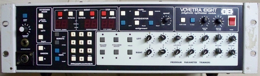 Analoger Racksynthesizer Octave Voyetra Eight