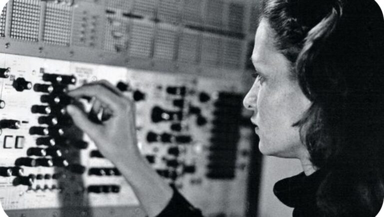 Éliane Radigue ARP 2500