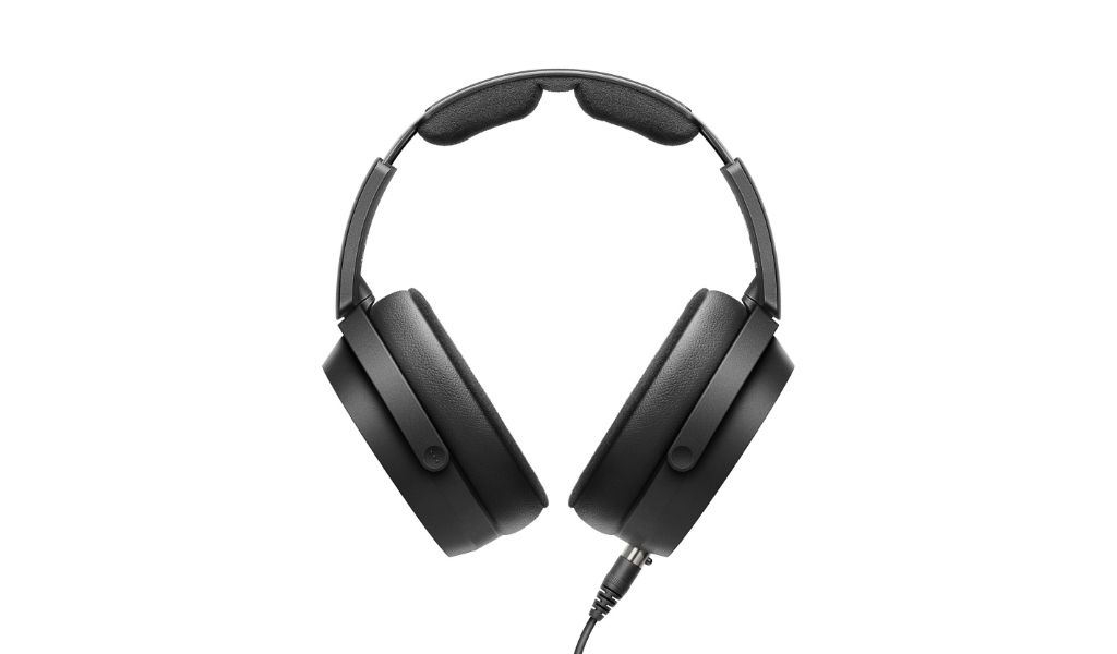 Leicht und robust: Mit 272 Gramm bleibt der HD 480 Pro auch bei langen Recording- und Mixing-Sessions angenehm tragbar.