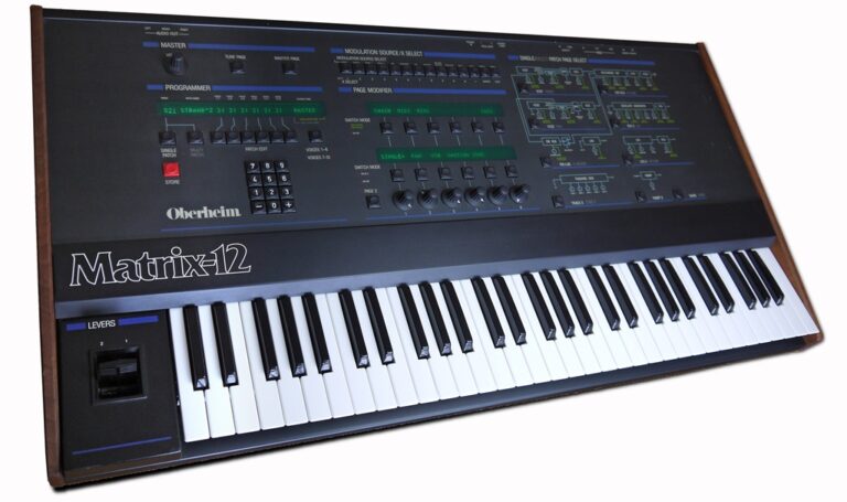 Oberheim Matrix-12: Analoger Synthesizer-Klassiker mit Modular-DNA