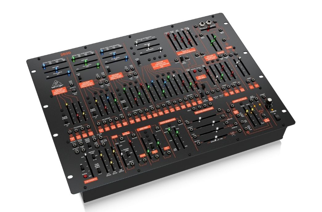Behringer 2600 – Semi-Modularer analoger Synthesizer im Test