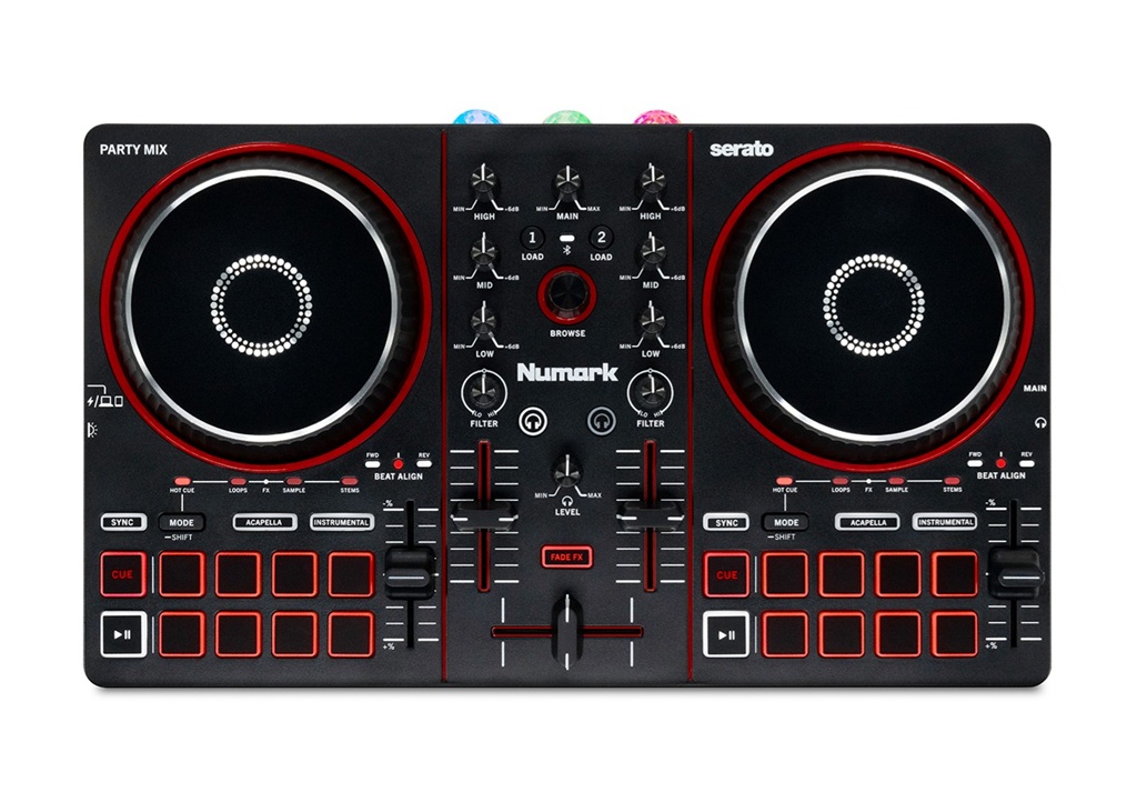 Numark Party Mix III DJ-Controller mit Jogwheels, Performance-Pads, Stems-Steuerung und integrierter LED-Lichtshow.