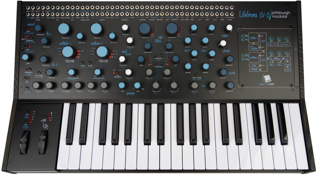 Trotz der komplexen Architektur bleibt der Signalfluss des Lifeforms SV-2 übersichtlich gegliedert – die Patchbay erstreckt sich über die komplette Oberseite.