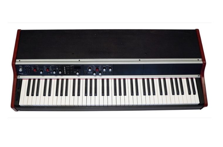 Das 73-Tasten-Stagepiano verbindet eine kompakte Bauform mit klassischem Vintage-Design und modularer Sound-Architektur.