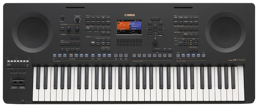Yamaha PSR-A700 Arranger-Keyboard von oben mit 61 Tasten, Farbdisplay, zwei Lautsprechern, Joystick und Scale-Tune-Tasten.